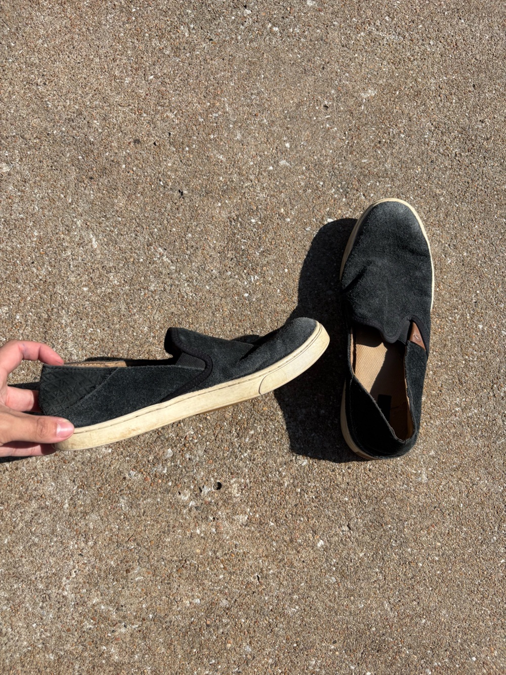 OluKai pehuea leather slip on sneakers